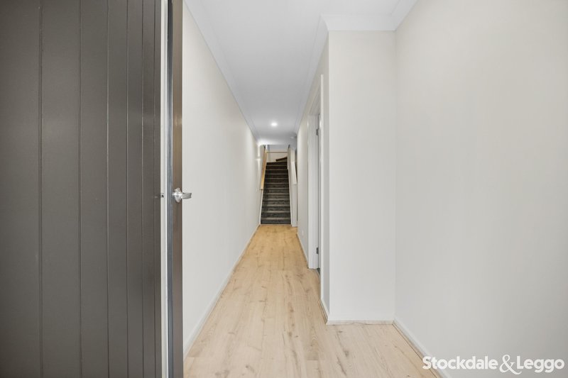 Photo - 34 Tottori Road, Truganina VIC 3029 - Image 7