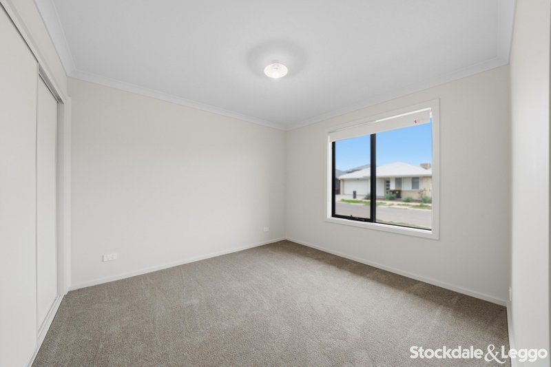 Photo - 34 Tottori Road, Truganina VIC 3029 - Image 9