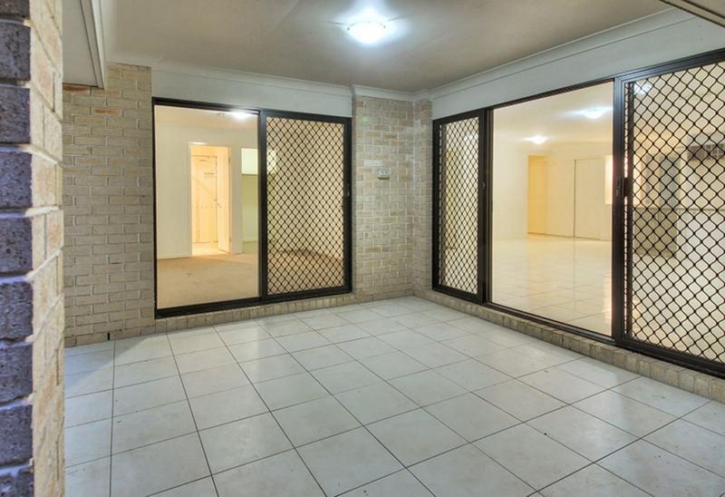 Photo - 34 Tropical Drive, Forest Lake QLD 4078 - Image 10