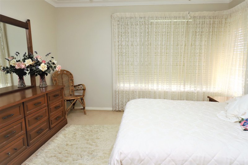 Photo - 34 Ursula Street, Cootamundra NSW 2590 - Image 8