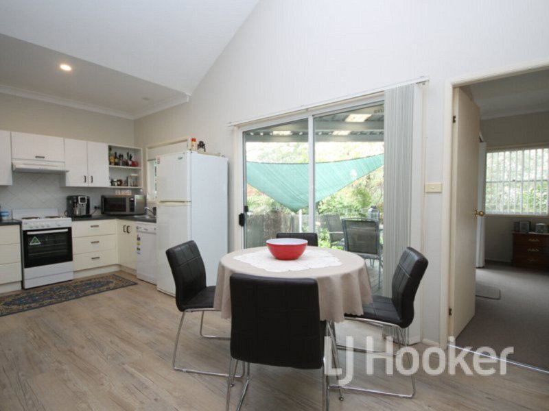 Photo - 34 Vickery Avenue, Sanctuary Point NSW 2540 - Image 5