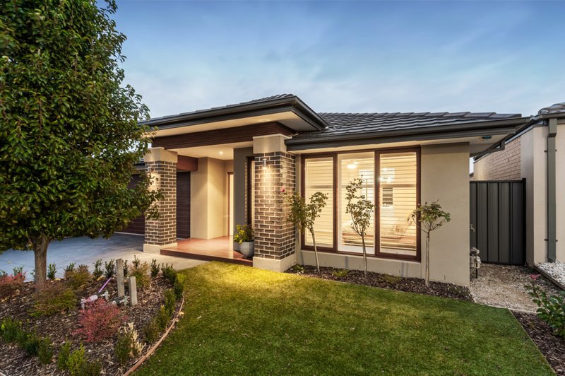 34 Viewside Crescent, Craigieburn VIC 3064