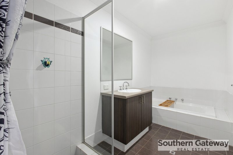 Photo - 34 Walden Street, Wellard WA 6170 - Image 17