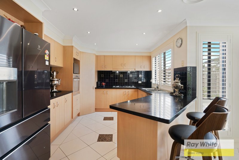 Photo - 34 Watling Avenue, West Hoxton NSW 2171 - Image 7