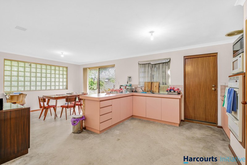 Photo - 34 Wattle Drive, Morley WA 6062 - Image 5