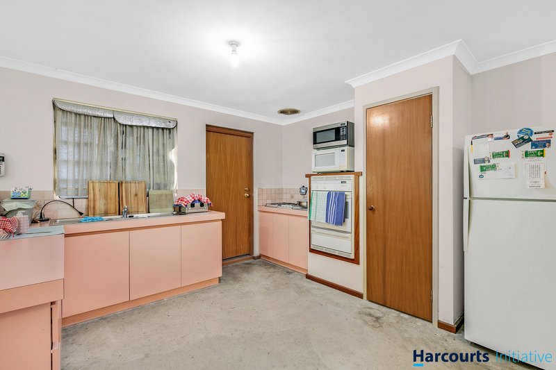 Photo - 34 Wattle Drive, Morley WA 6062 - Image 6