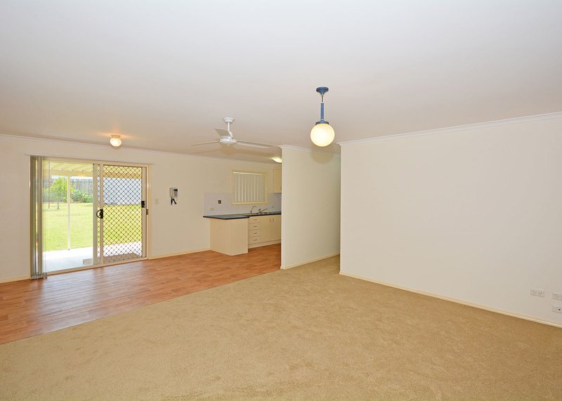 Photo - 34 Wedge Street, Urraween QLD 4655 - Image 3