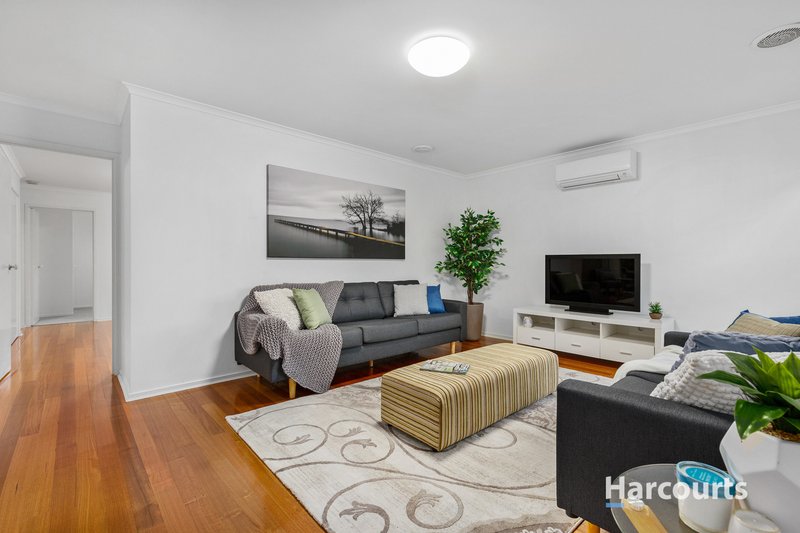 Photo - 34 Westminster Drive, Rowville VIC 3178 - Image 5