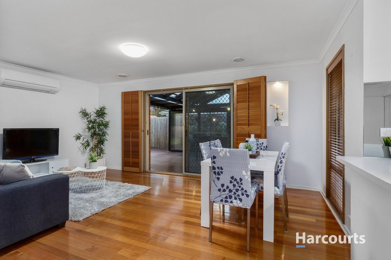 Photo - 34 Westminster Drive, Rowville VIC 3178 - Image 7