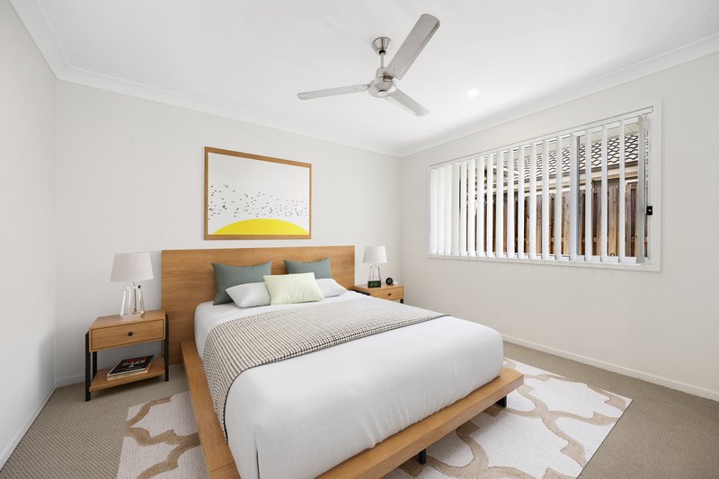 Photo - 34 Wicker Road, Park Ridge QLD 4125 - Image 7