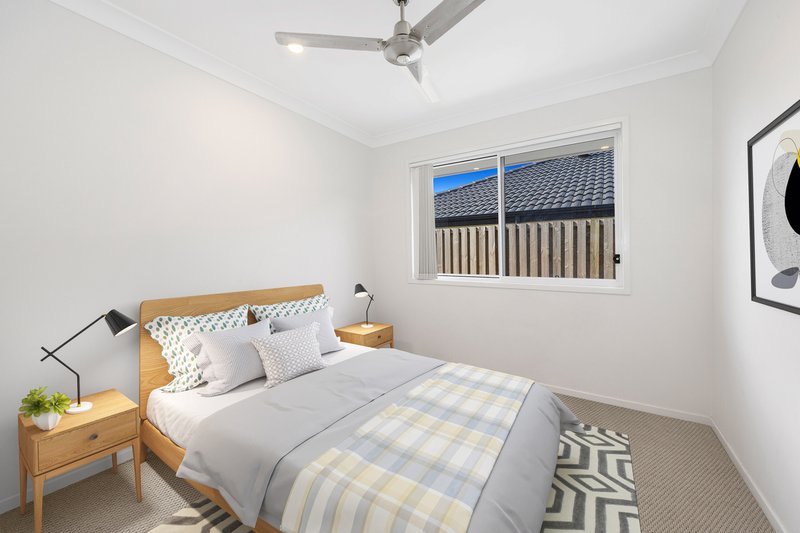 Photo - 34 Wicker Road, Park Ridge QLD 4125 - Image 9