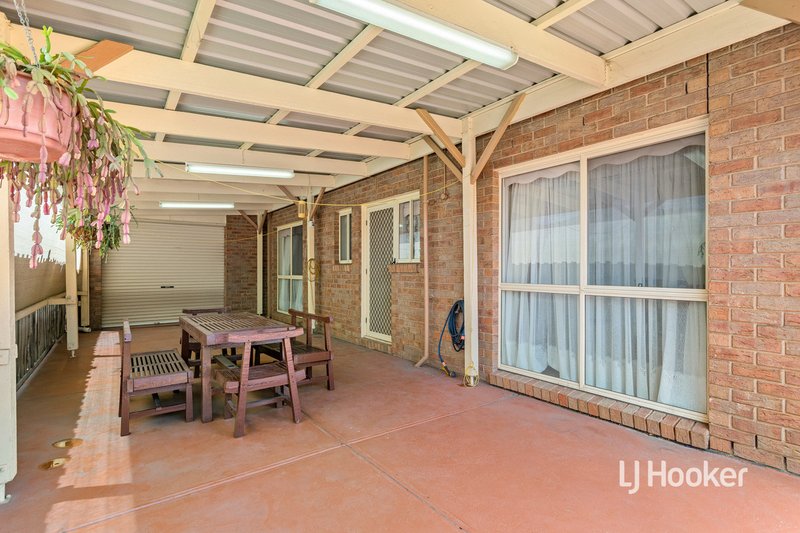 Photo - 34 William Leake Avenue, Seabrook VIC 3028 - Image 17