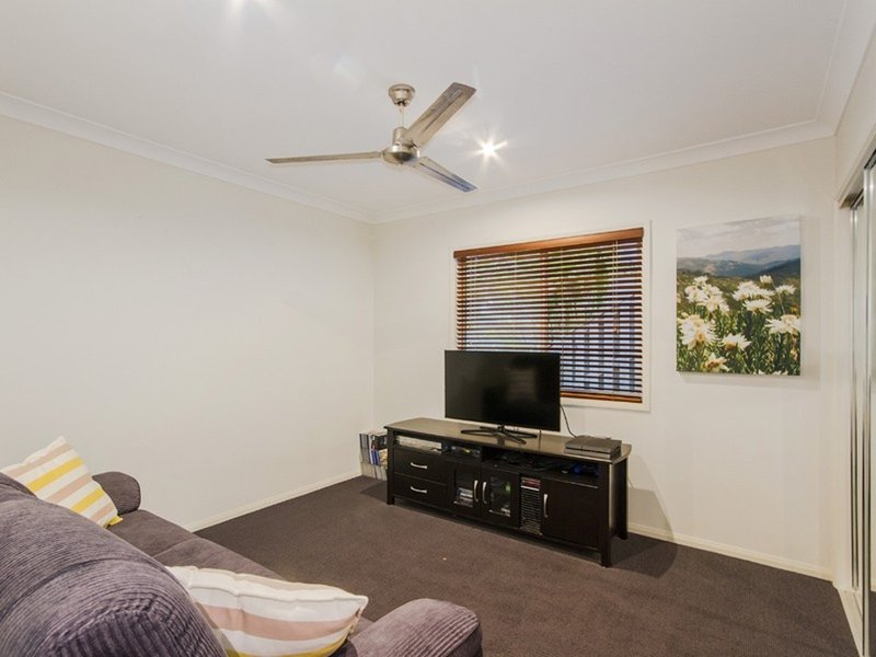 Photo - 34 Willow Tree Drive, Reedy Creek QLD 4227 - Image 3