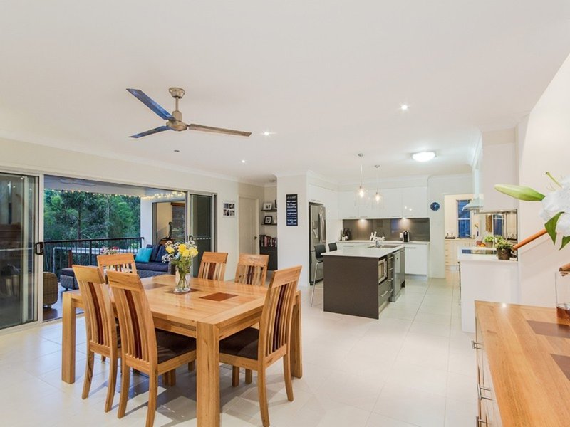 Photo - 34 Willow Tree Drive, Reedy Creek QLD 4227 - Image 11