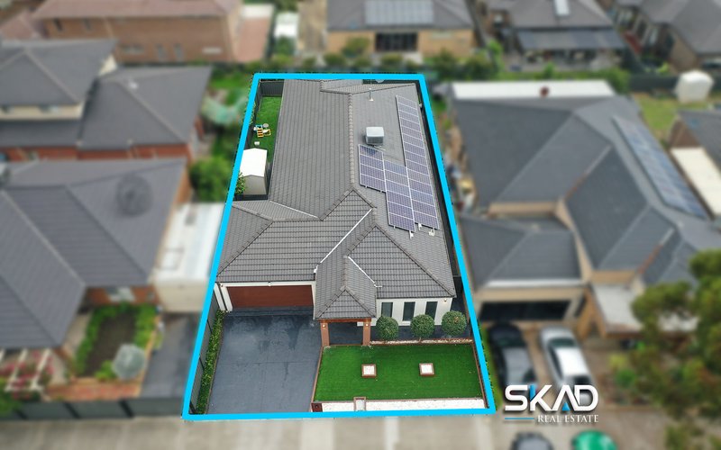 Photo - 34 Wisteria Avenue, Craigieburn VIC 3064 - Image 22