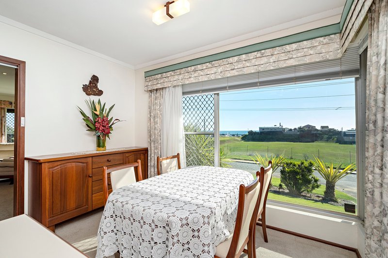 Photo - 34 Wittenoom Street, Geraldton WA 6530 - Image 15