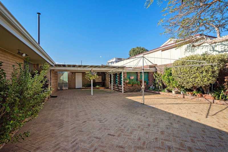 Photo - 34 Wittenoom Street, Geraldton WA 6530 - Image 21