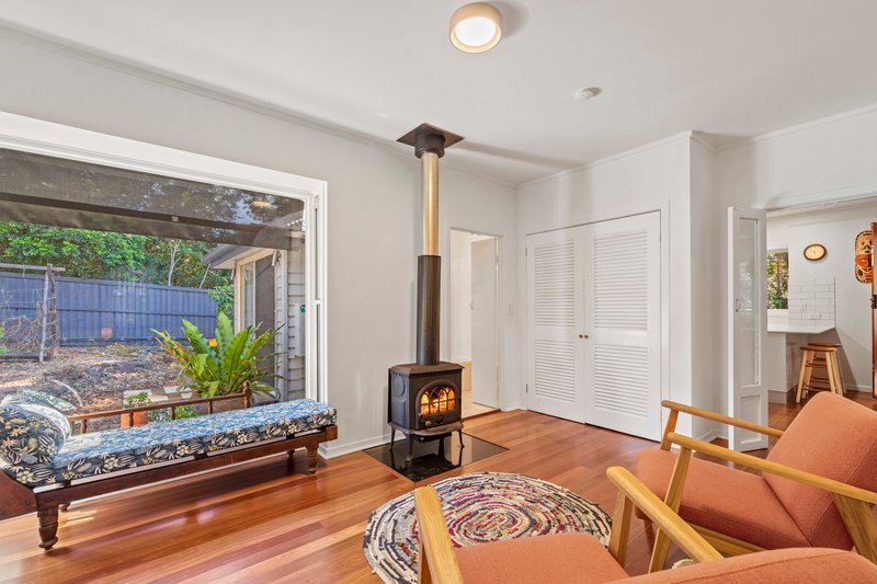Photo - 34 Wongawallan Road, Tamborine Mountain QLD 4272 - Image 10
