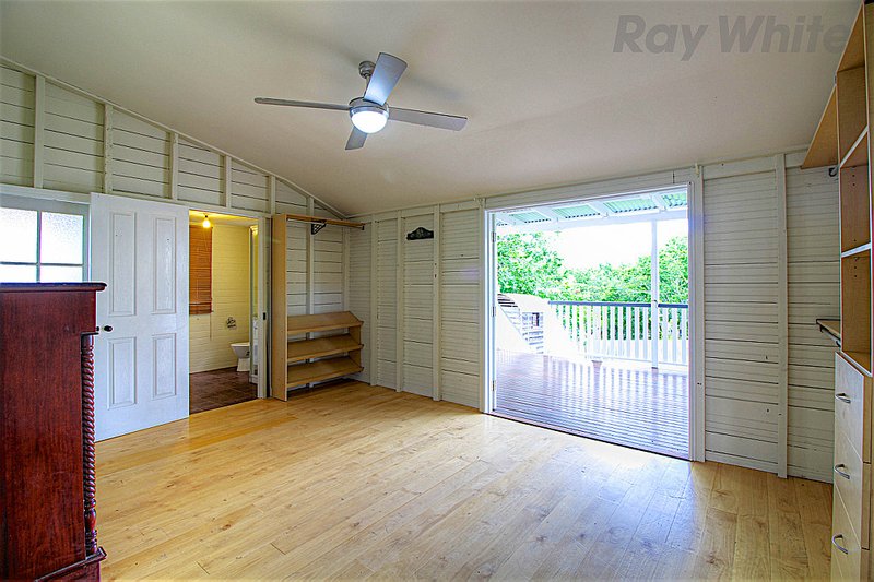 Photo - 34 Woodend Road, Woodend QLD 4305 - Image 8