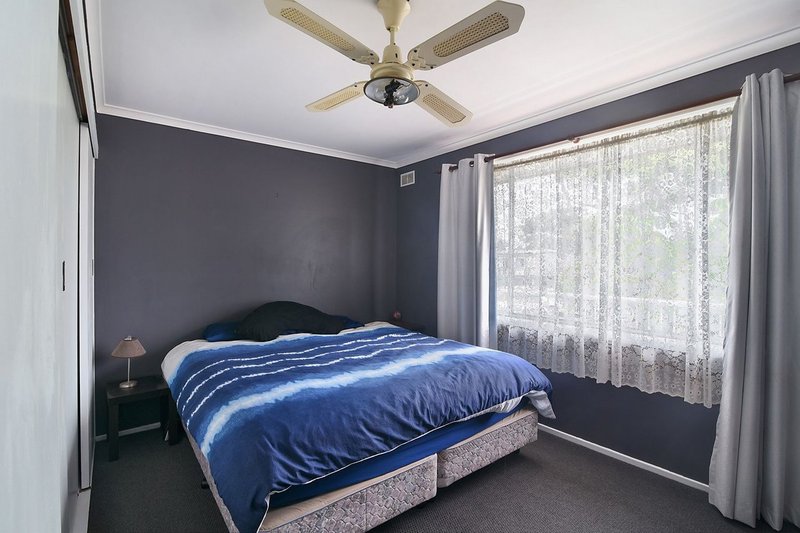 Photo - 34 Woolana Avenue, Budgewoi NSW 2262 - Image 6