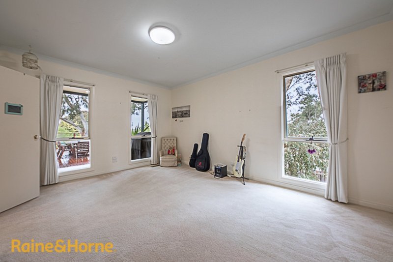 Photo - 34 Yellow Gum Blvd , Sunbury VIC 3429 - Image 11