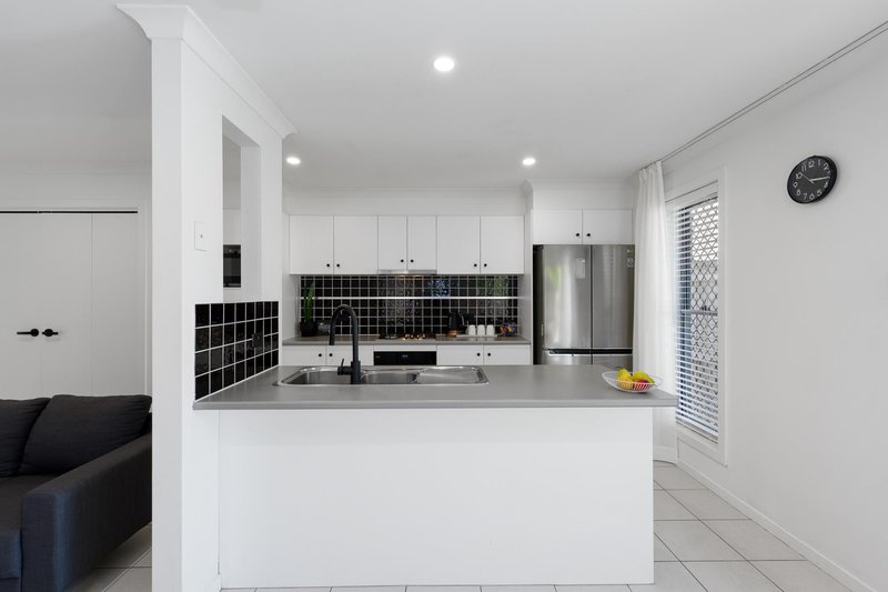 Photo - 3/40 Beaumont Drive, Pimpama QLD 4209 - Image 5