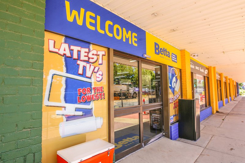 Photo - 340 George Street, Deniliquin NSW 2710 - Image 1