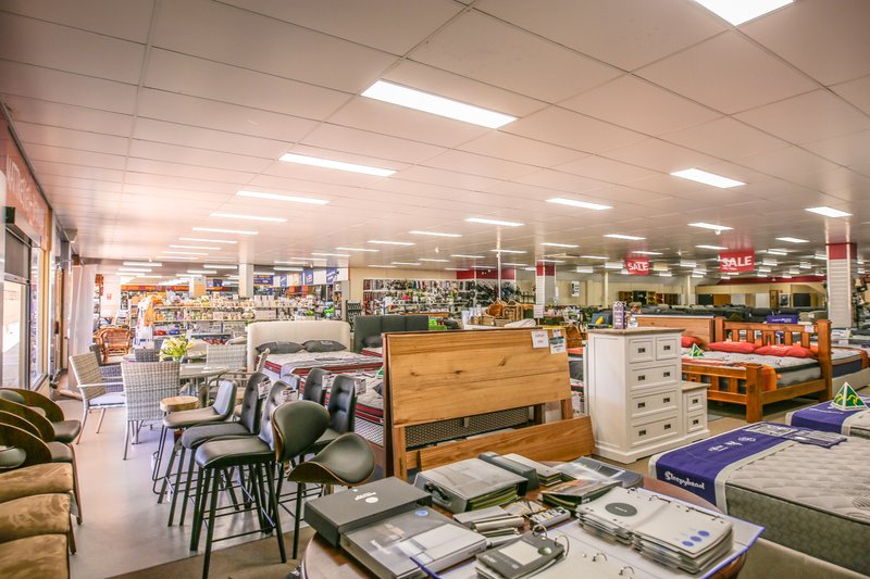 Photo - 340 George Street, Deniliquin NSW 2710 - Image 7