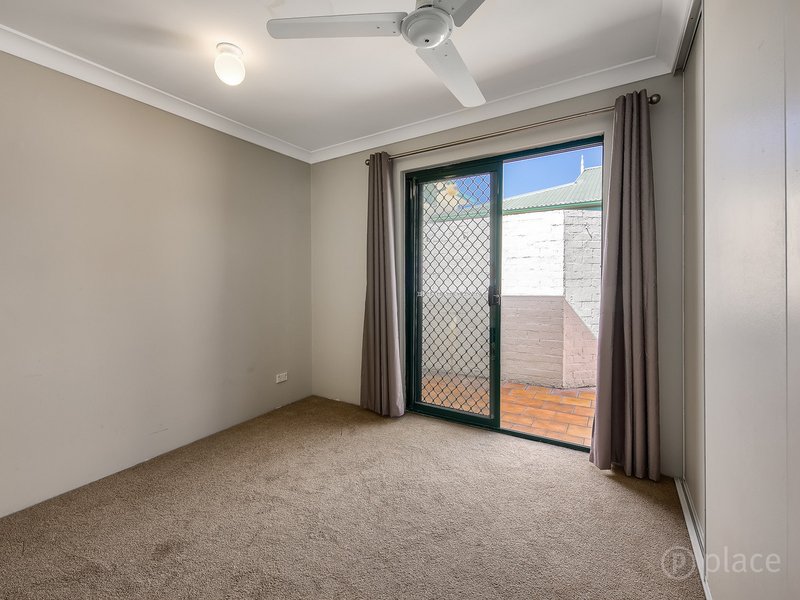 Photo - 3/40 Kadumba Street, Yeronga QLD 4104 - Image 6