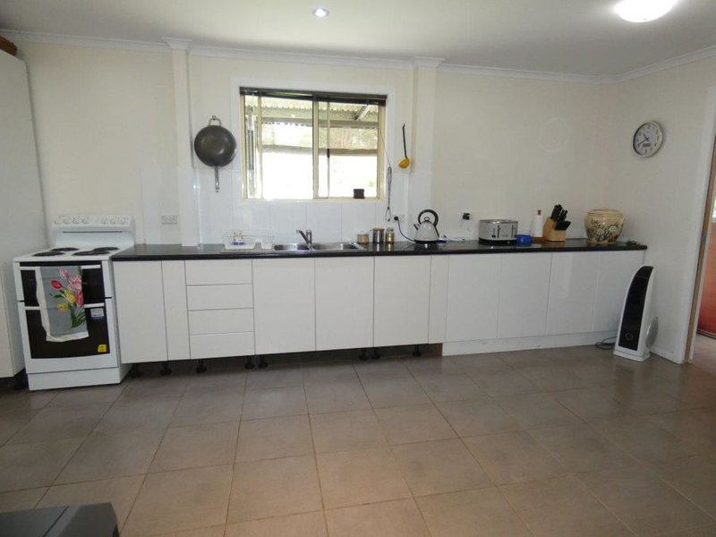 Photo - 340 Neils Road, Rosedale QLD 4674 - Image 3