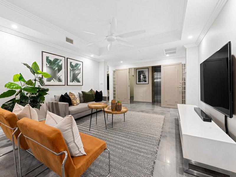 Photo - 3/40 O'Connell Street, Kangaroo Point QLD 4169 - Image 4