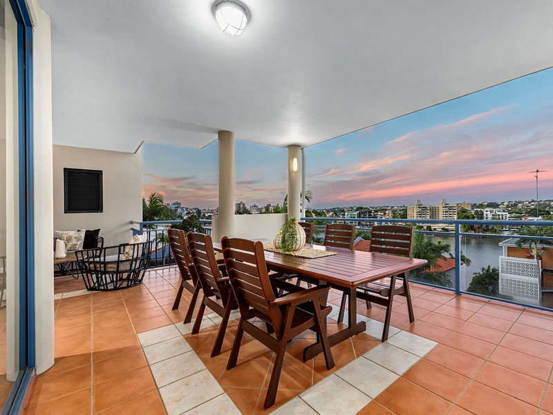 Photo - 3/40 O'Connell Street, Kangaroo Point QLD 4169 - Image 8