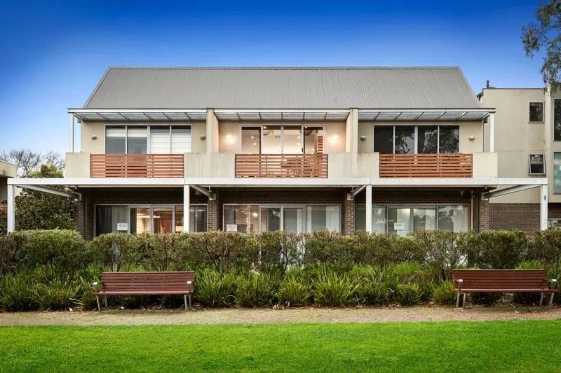 Photo - 3/40 Springthorpe Boulevard, Macleod VIC 3085 - Image 1