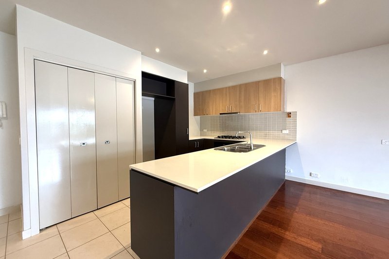 Photo - 3/40 Springthorpe Boulevard, Macleod VIC 3085 - Image 6