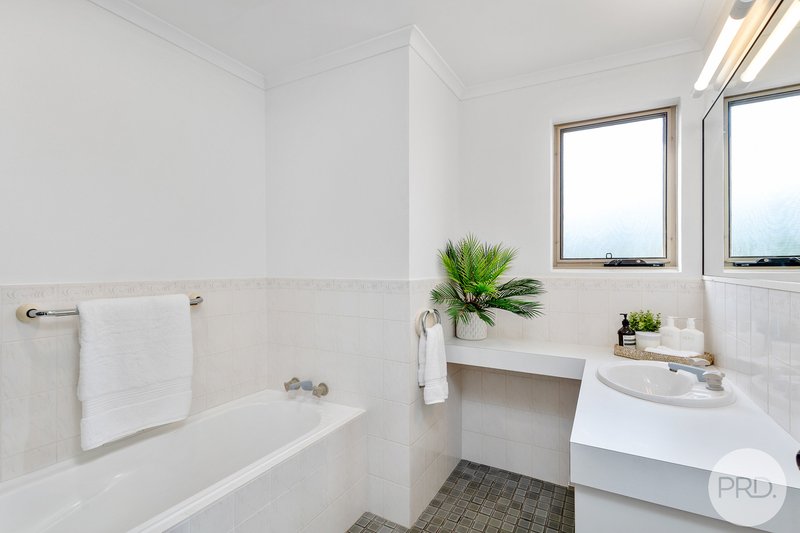 Photo - 3/40 Sunset Boulevard, Soldiers Point NSW 2317 - Image 16