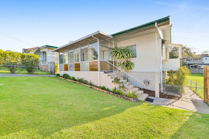 Photo - 340 Webster Road, Stafford Heights QLD 4053 - Image 1