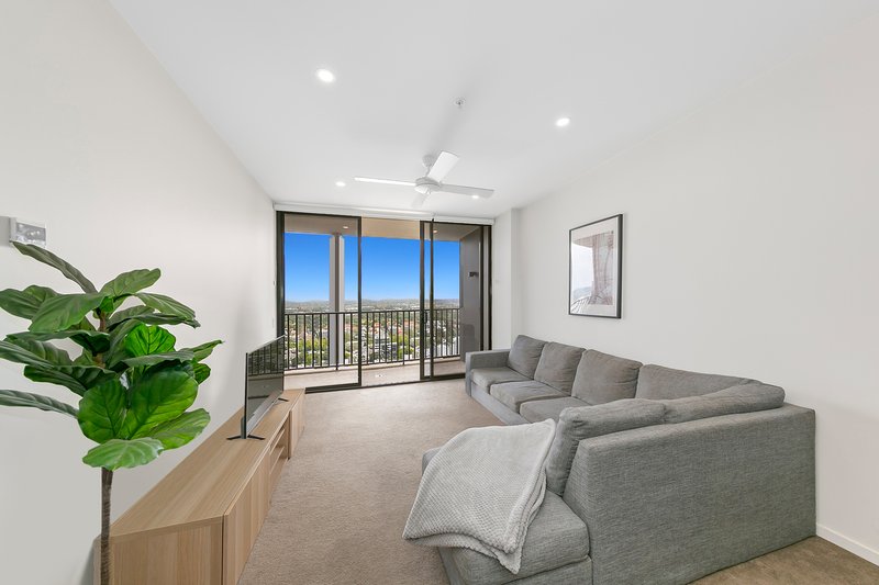 Photo - 3401/550 Queen Street, Brisbane City QLD 4000 - Image 2