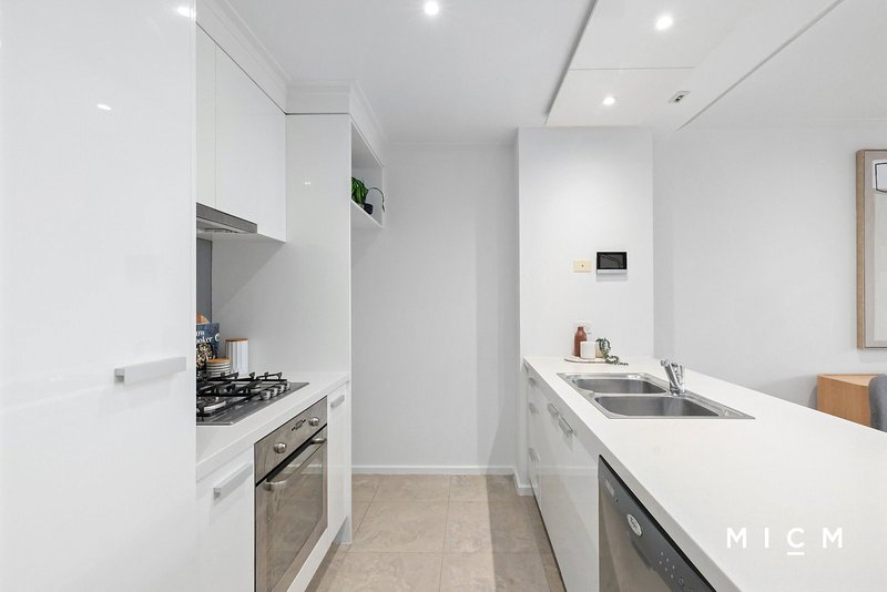 Photo - 3404/180 City Road, Southbank VIC 3006 - Image 4