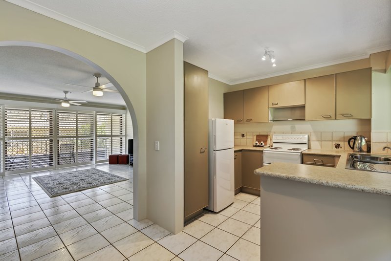 Photo - 3/41-43 Lower Gay Terrace , Caloundra QLD 4551 - Image 4