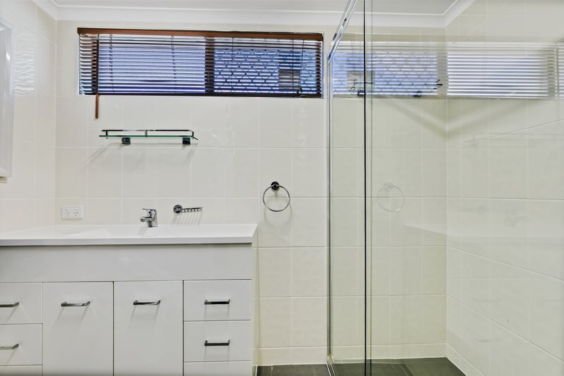 Photo - 3/41-43 Lower Gay Terrace , Caloundra QLD 4551 - Image 6