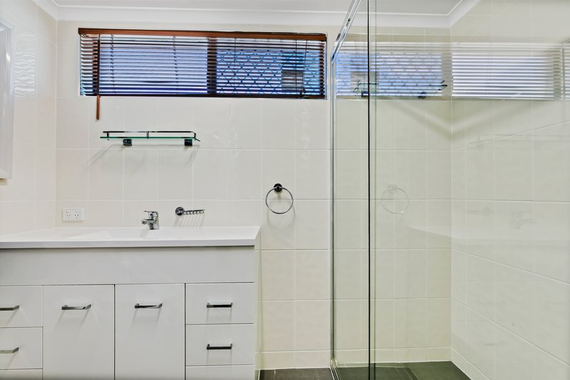 Photo - 3/41-43 Lower Gay Terrace, Caloundra QLD 4551 - Image 6