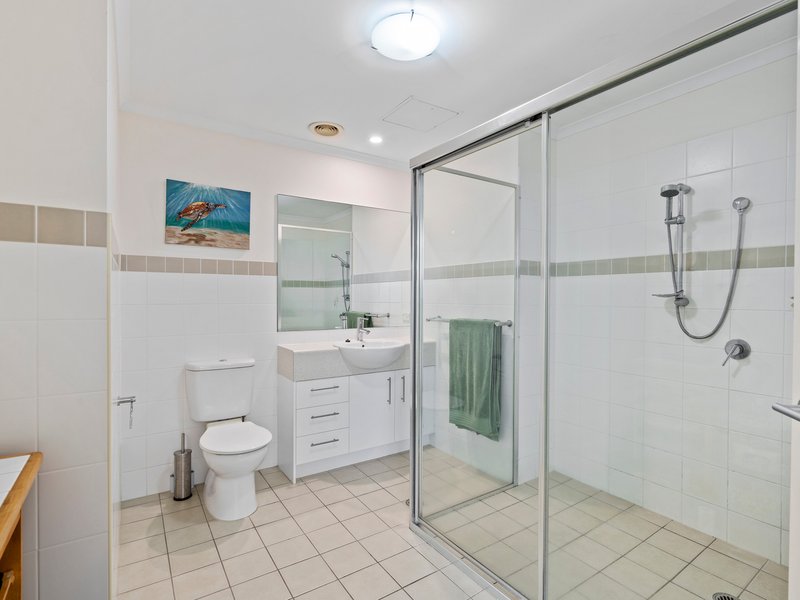 Photo - 3/41-43 Marine Parade, Redcliffe QLD 4020 - Image 11