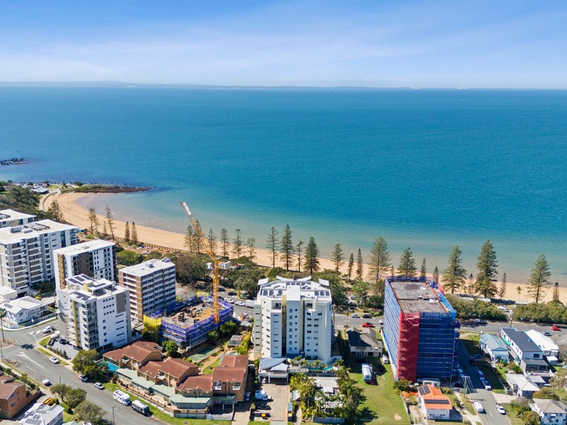 Photo - 3/41-43 Marine Parade, Redcliffe QLD 4020 - Image 17