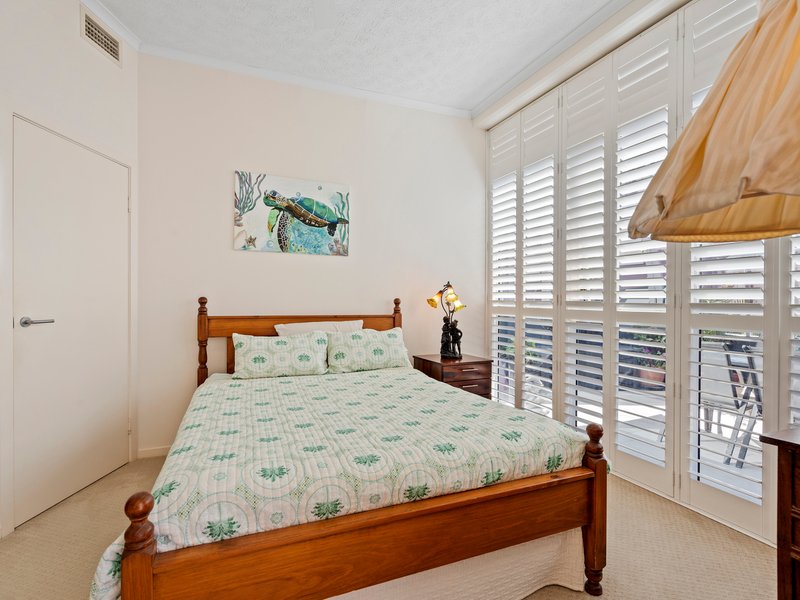 Photo - 3/41-43 Marine Parade, Redcliffe QLD 4020 - Image 20