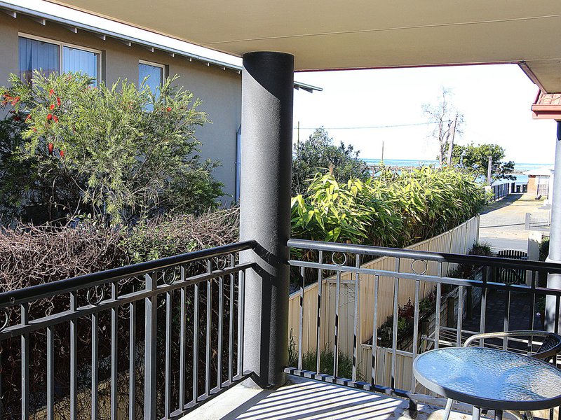 Photo - 3/41 Beach Street, Harrington NSW 2427 - Image 2