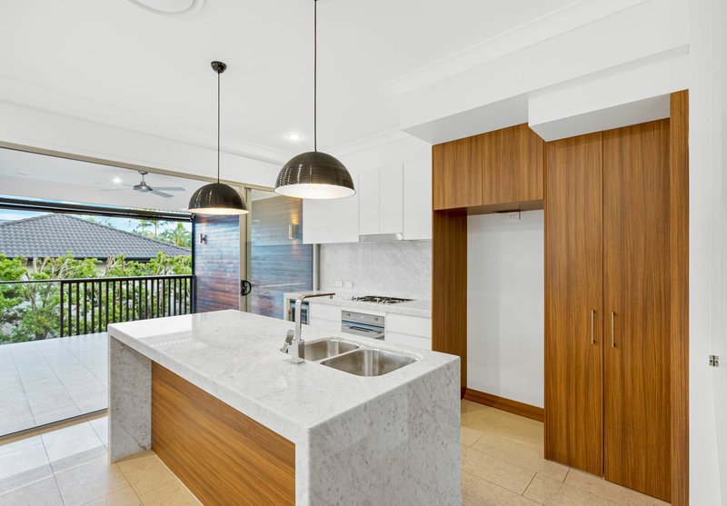 Photo - 3/41 Days Avenue, Yeronga QLD 4104 - Image 5