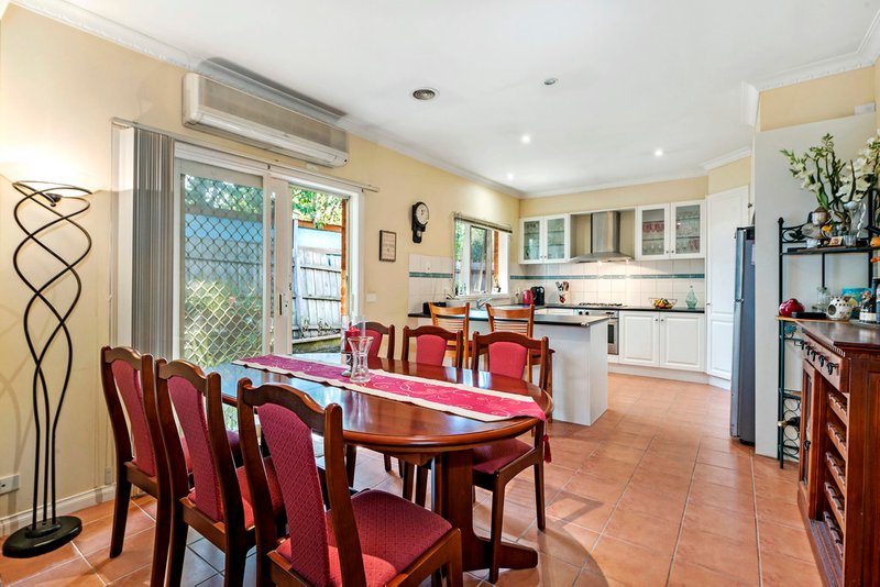 Photo - 3/41 Kenilworth Parade, Ivanhoe VIC 3079 - Image 5