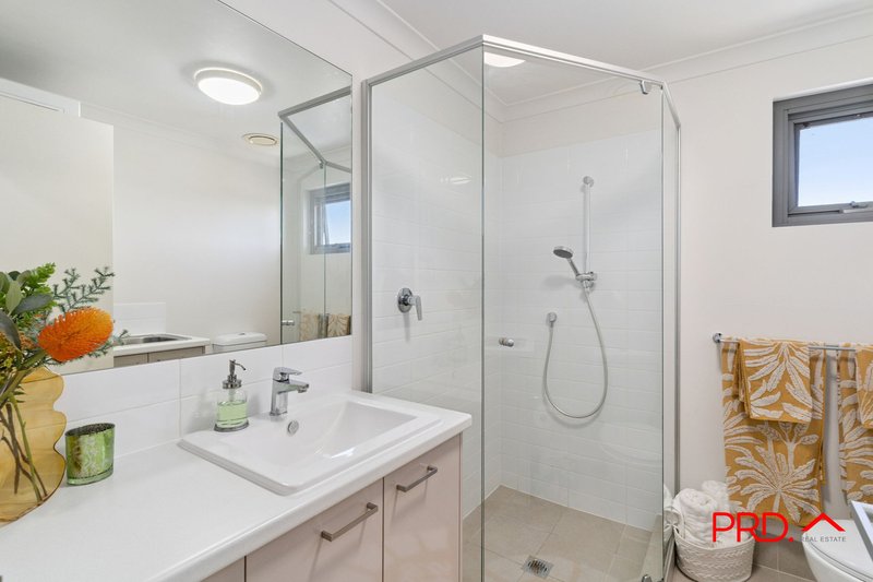 Photo - 34/1 Kentucky Court, Cockburn Central WA 6164 - Image 12