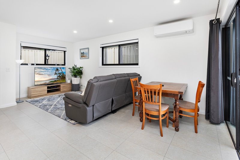 Photo - 3/41 Parkes Street, Oak Flats NSW 2529 - Image 4