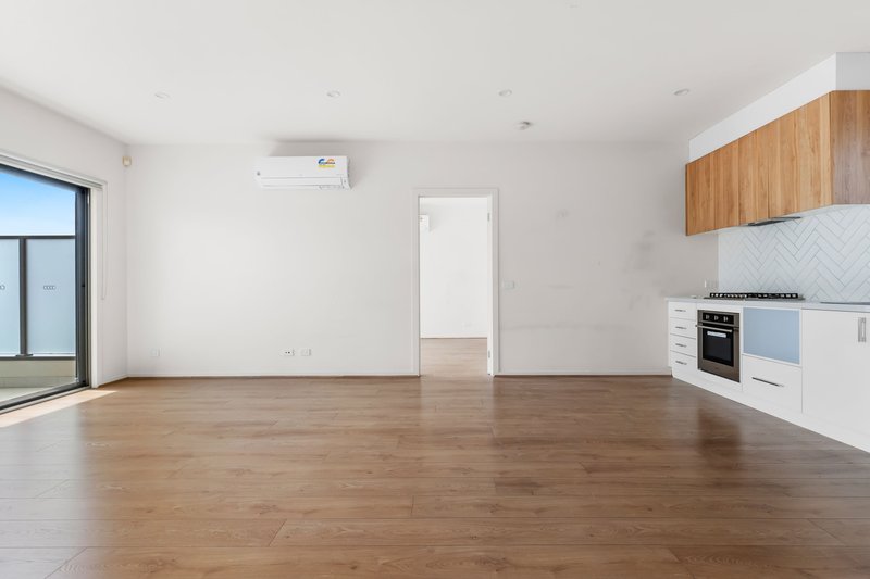 Photo - 3/41 Pennell Avenue, St Albans VIC 3021 - Image 6